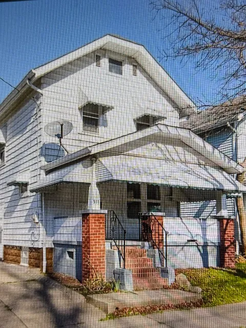 333 Upland Ave