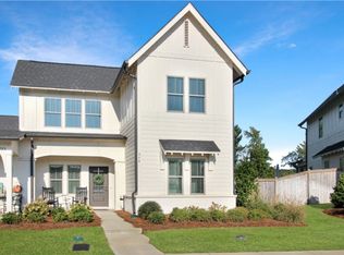 586 Grey Oak Cir, Auburn, AL 36830