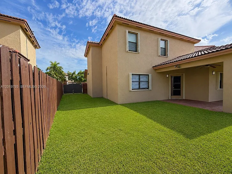 11339 SW 243rd Ter — Photo 16