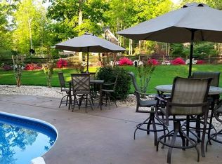 3561 Lake Shore Rd S, Denver, NC 28037