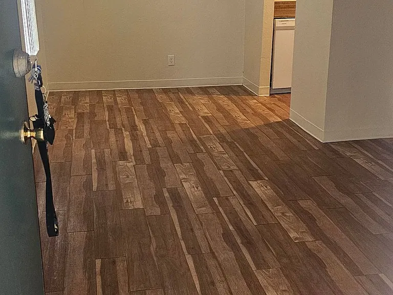 Springwood Court Apts — Photo 5