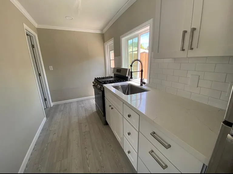 15160 Monterey Rd #7 — Photo 2