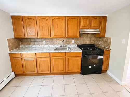 35 Grace St #3 Photo 1