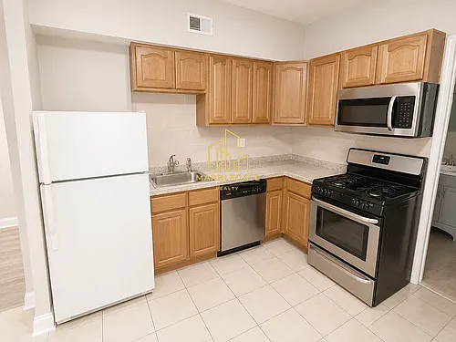 342 Irvine Turner Blvd Photo 1