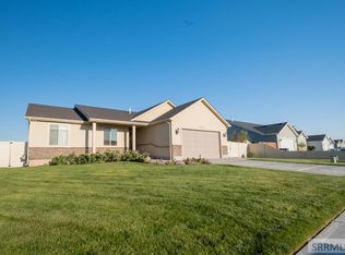 3722 N Rain Tree St, Idaho Falls, ID 83401