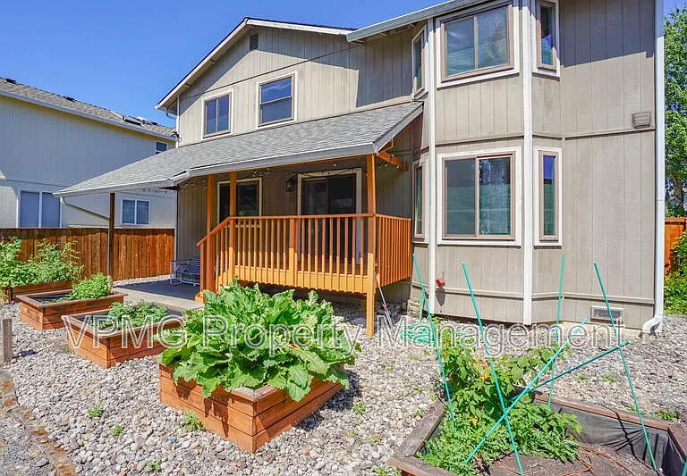 203 NW 146th St — Photo 38