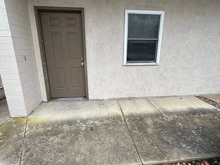 101-4 Grandview Rd — Photo 1