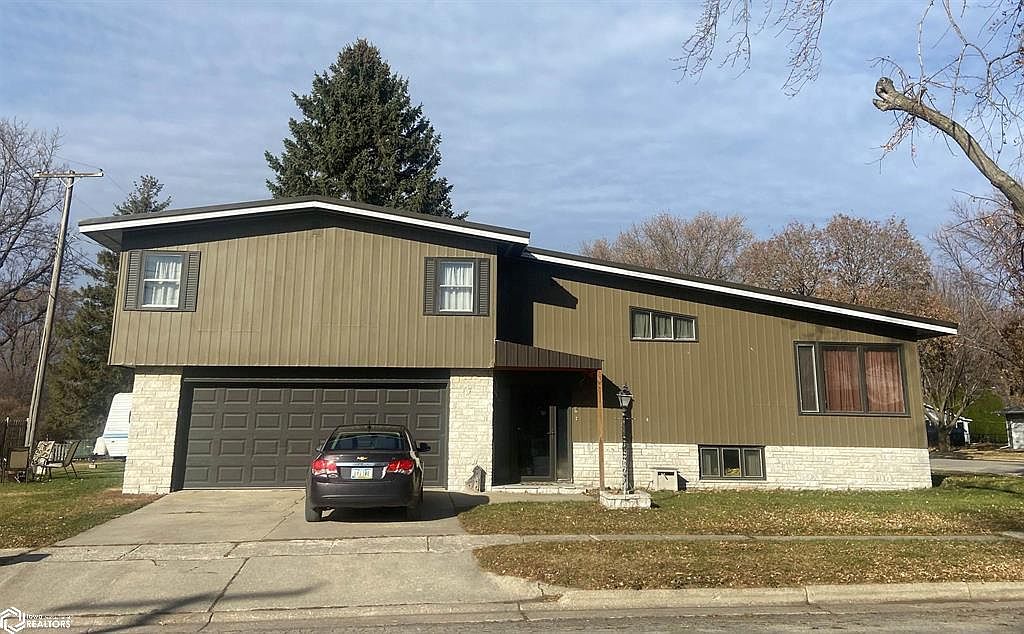 305 3rd Ave NW, Buffalo Center, IA 50424 Zillow