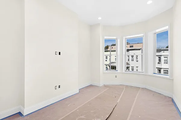 Rented by William Raveis Real Estate | media 21