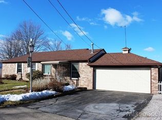 7920 Vernier Ln, Fair Haven, MI