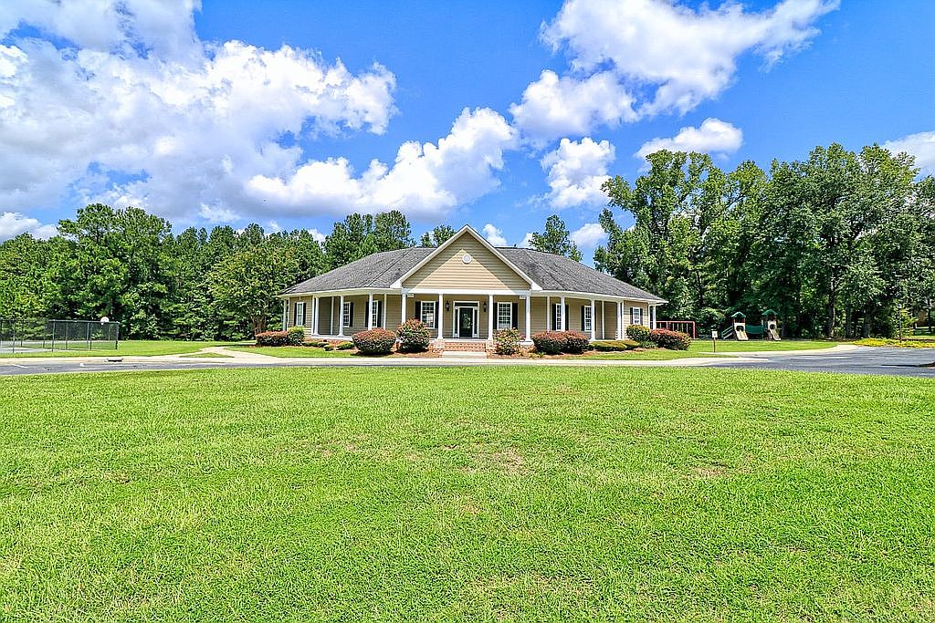 1203 Plantation Cir Statesboro GA 30458 Zillow