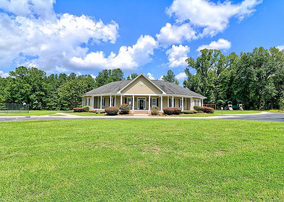 1st image of 1203 Plantation Cir