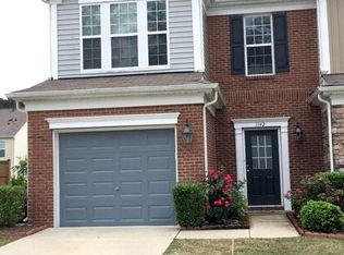 1142 Kingston Grove Dr, Cary, NC 27519