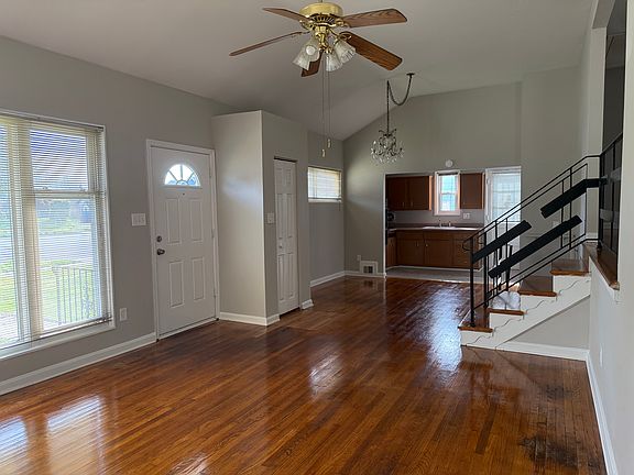 2nd image of 6221 Addison Rd