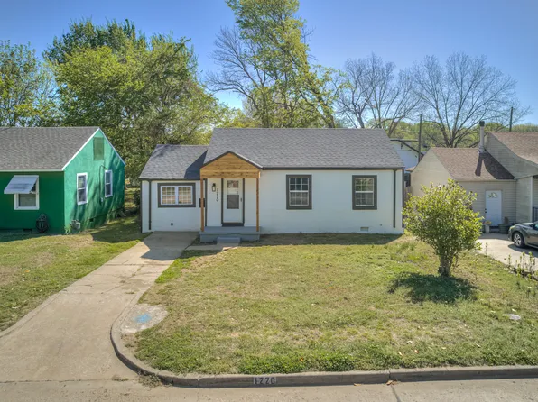 1220 Garden Dr, Bartlesville, OK 74003