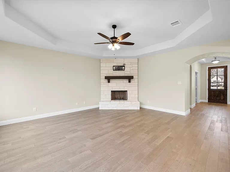 4434 Verbena St — Photo 18
