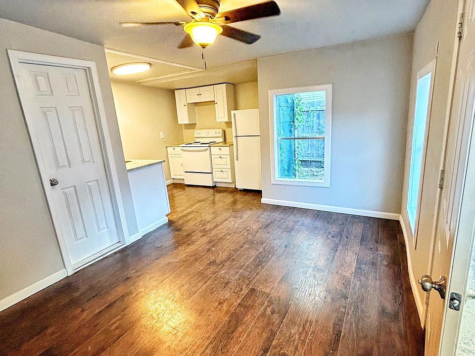 1st image of 534 W Magnolia Ave #B
