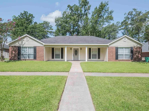 104 Timber Ridge Dr, Monroe, LA 71203