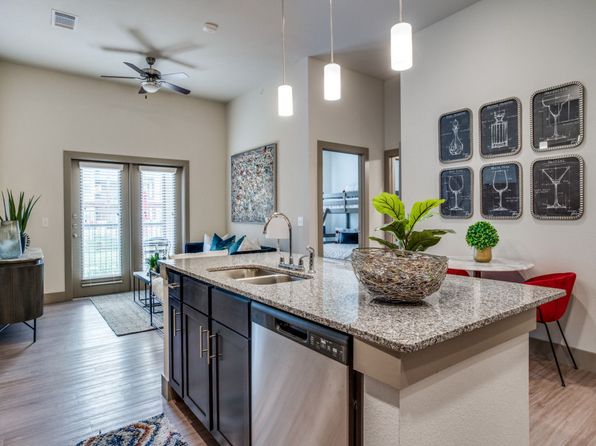 7202 S Westmoreland Rd APT 1214