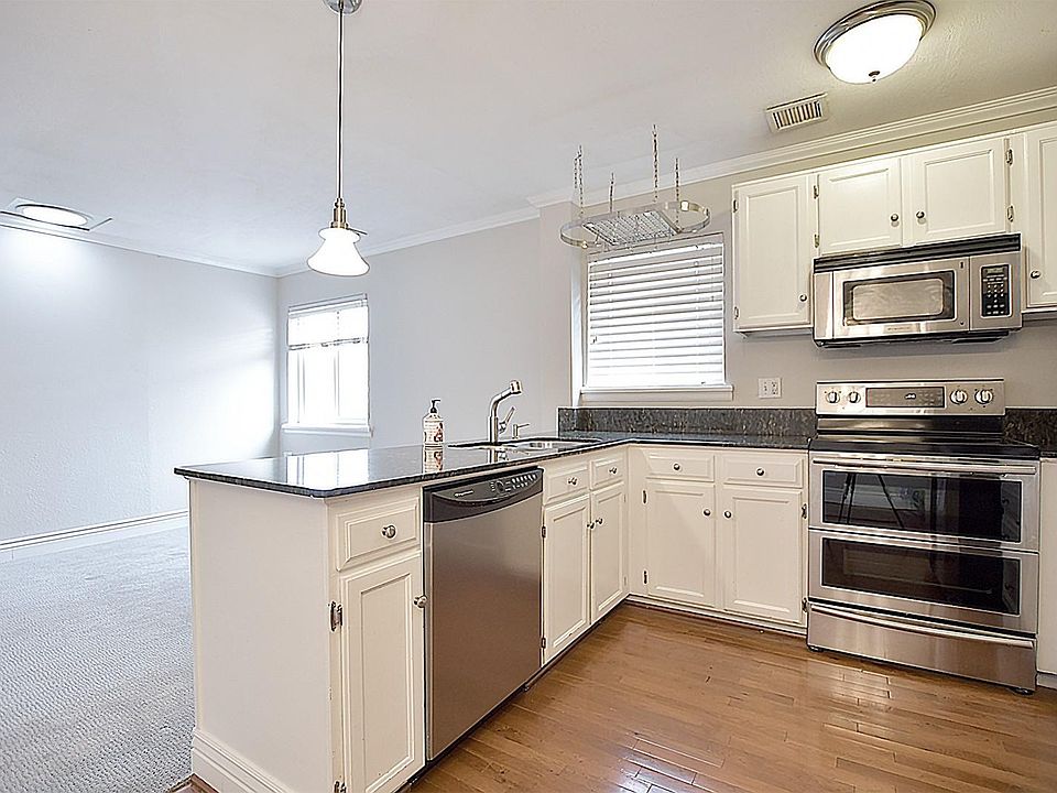 1st image of 1245 N Race St APT 403