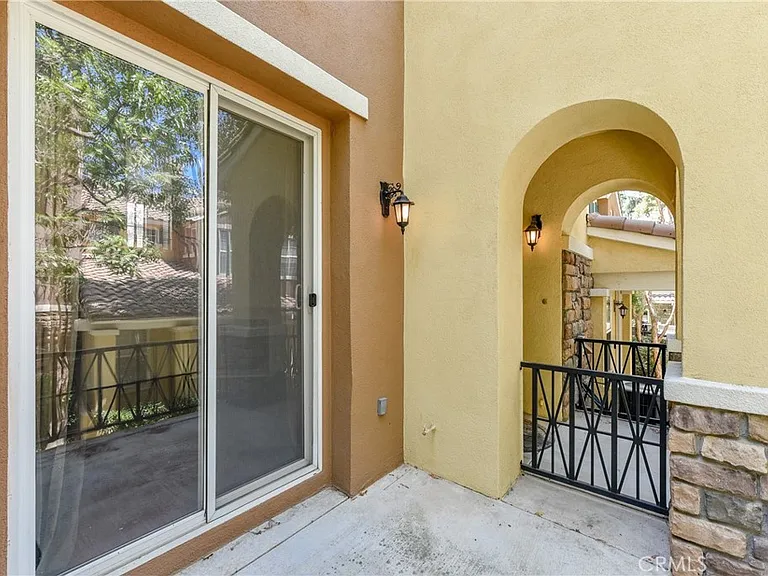2212 Timberwood — Photo 32