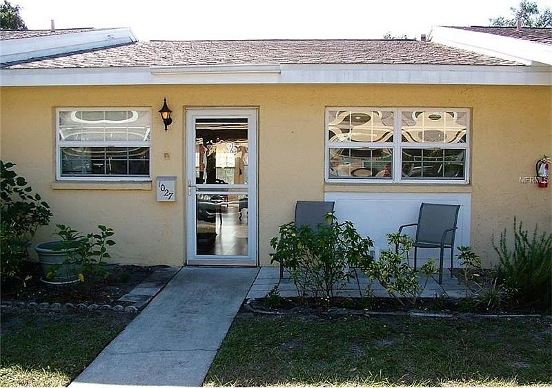 1st image of 1027 De Soto Dr