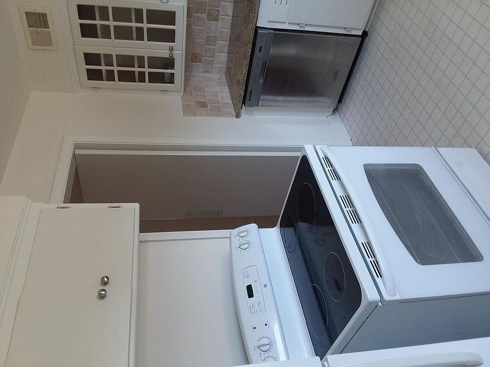 Kitchen View 3