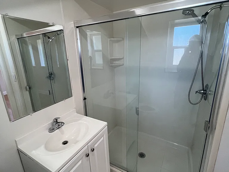1333 Ridgeley Dr — Photo 8