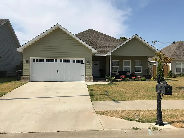3640 Leafy Pass — Photo 2