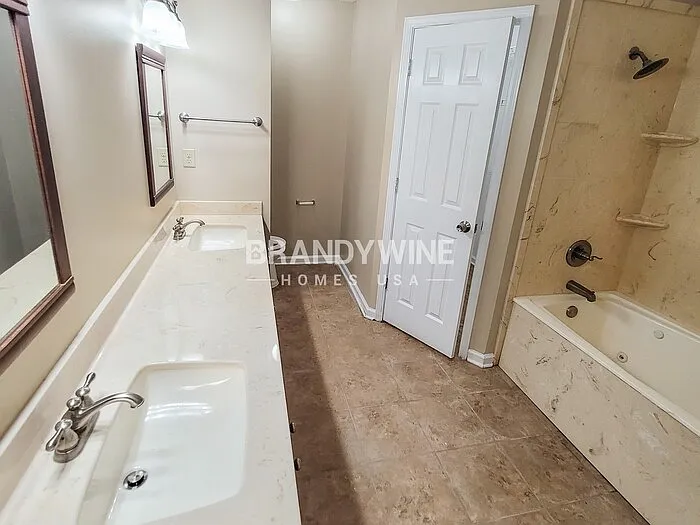 7123 Amberly Way Dr — Photo 14