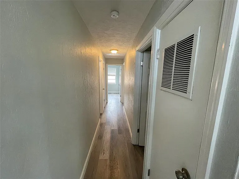 2001 Princeton Ave — Photo 14