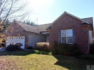 2031 Jarrett Farm Rd, Newton, NC 28658