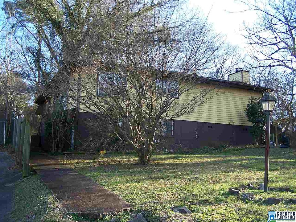 2nd image of 1118 W Lake Blvd