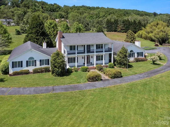 101 Baler Dr, Mills River, NC 28759
