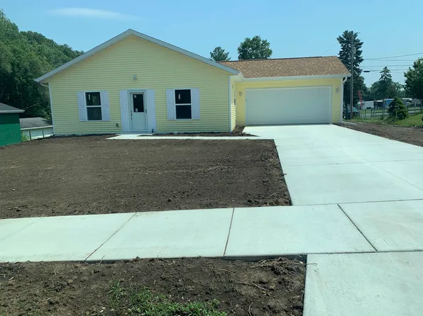 331 S Crosby Ave, Janesville, WI 53548