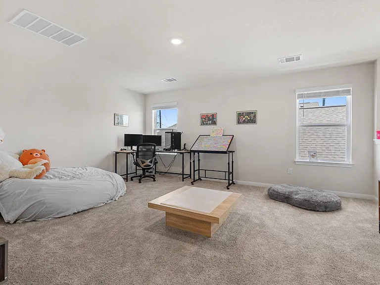8306 Haflinger Dr — Photo 28