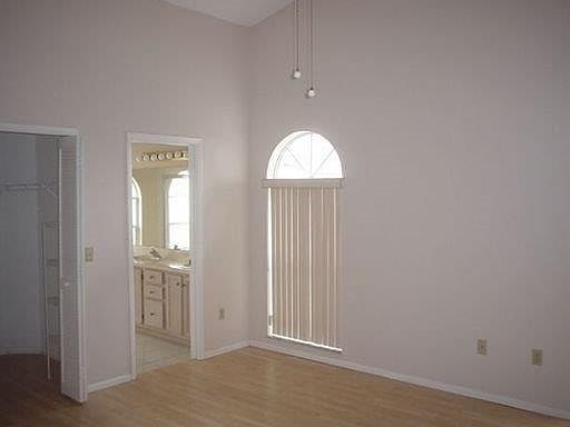 4th image of 2044 Crosshair Cir