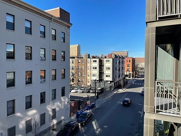 Street View - 257 Northampton St #410