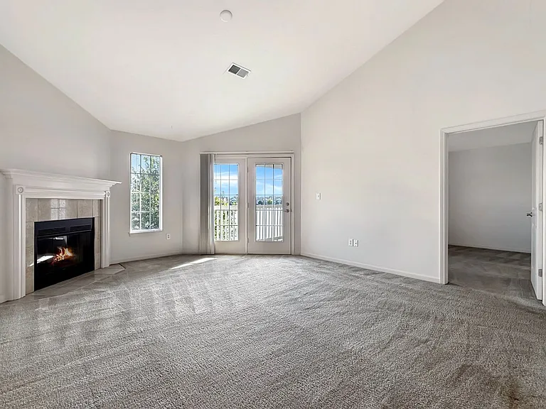 703 Beachfront Dr — Photo 21