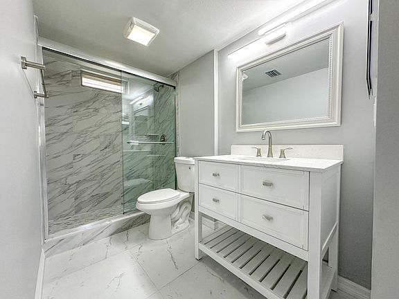3rd image of 2620 NE 1st Court #308