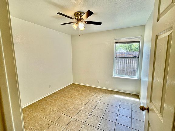 5th image of 222 Dale Earnhardt Dr Unit A