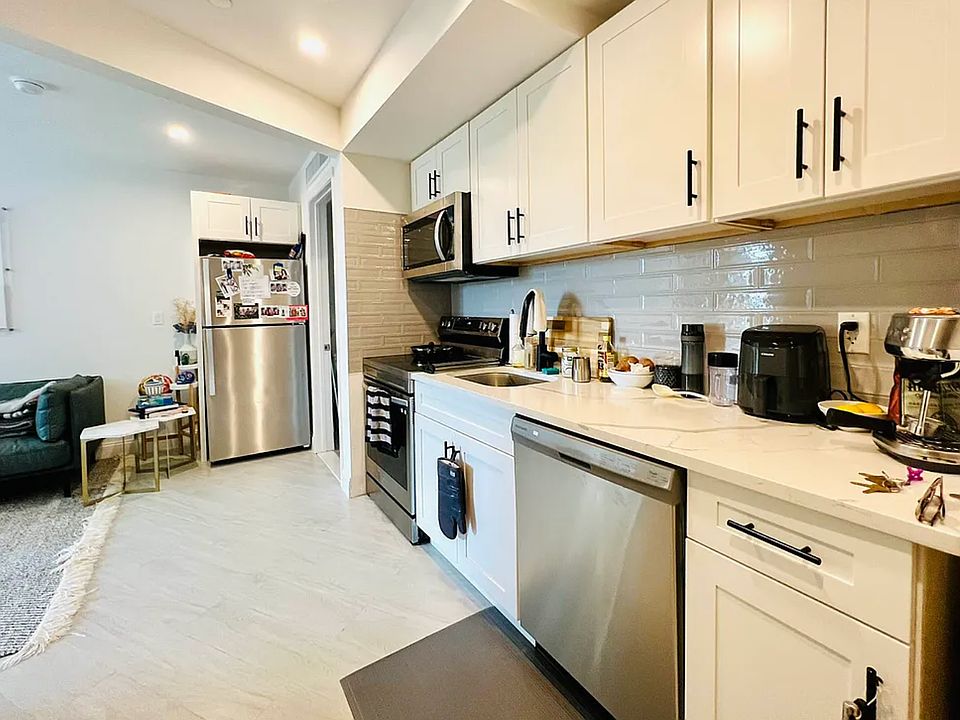 2nd image of 89 Prospect Pl #5B
