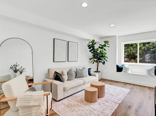 33 Main Street #16, Meriden, CT 06451