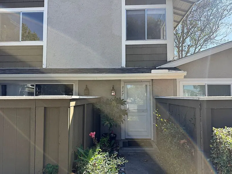 827 Shelter Cove Way