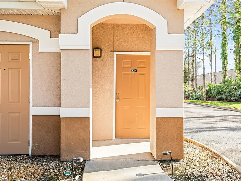 18006 Villa Creek Dr — Photo 15