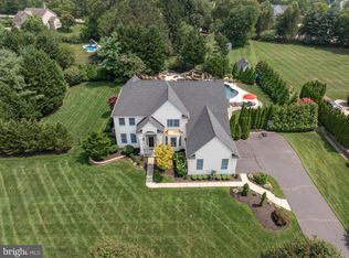 25 Sunflower Cir, Lumberton, NJ 08048