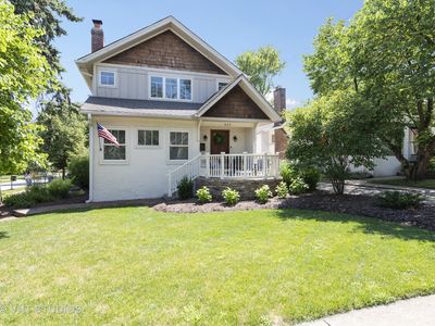 423 Taylor Ave, Glen Ellyn, IL, 60137