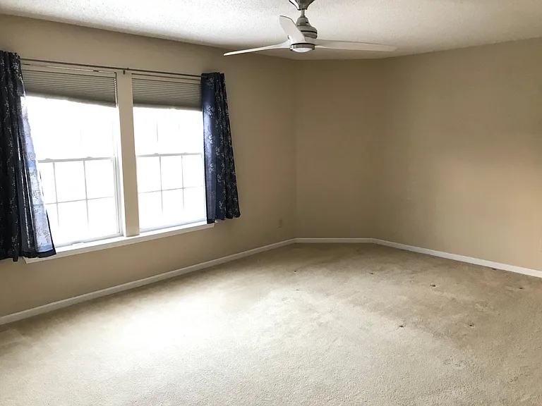 6888 Woodland Heights Dr — Photo 10
