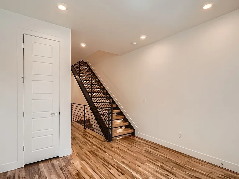 Brand New 3b/3.5bth Townhomes in the Heart of Park Hill. — Photo 7