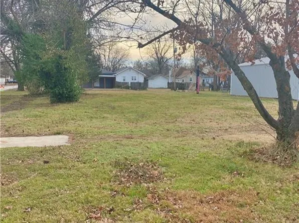 701 W Euclid St, Pittsburg, KS 66762